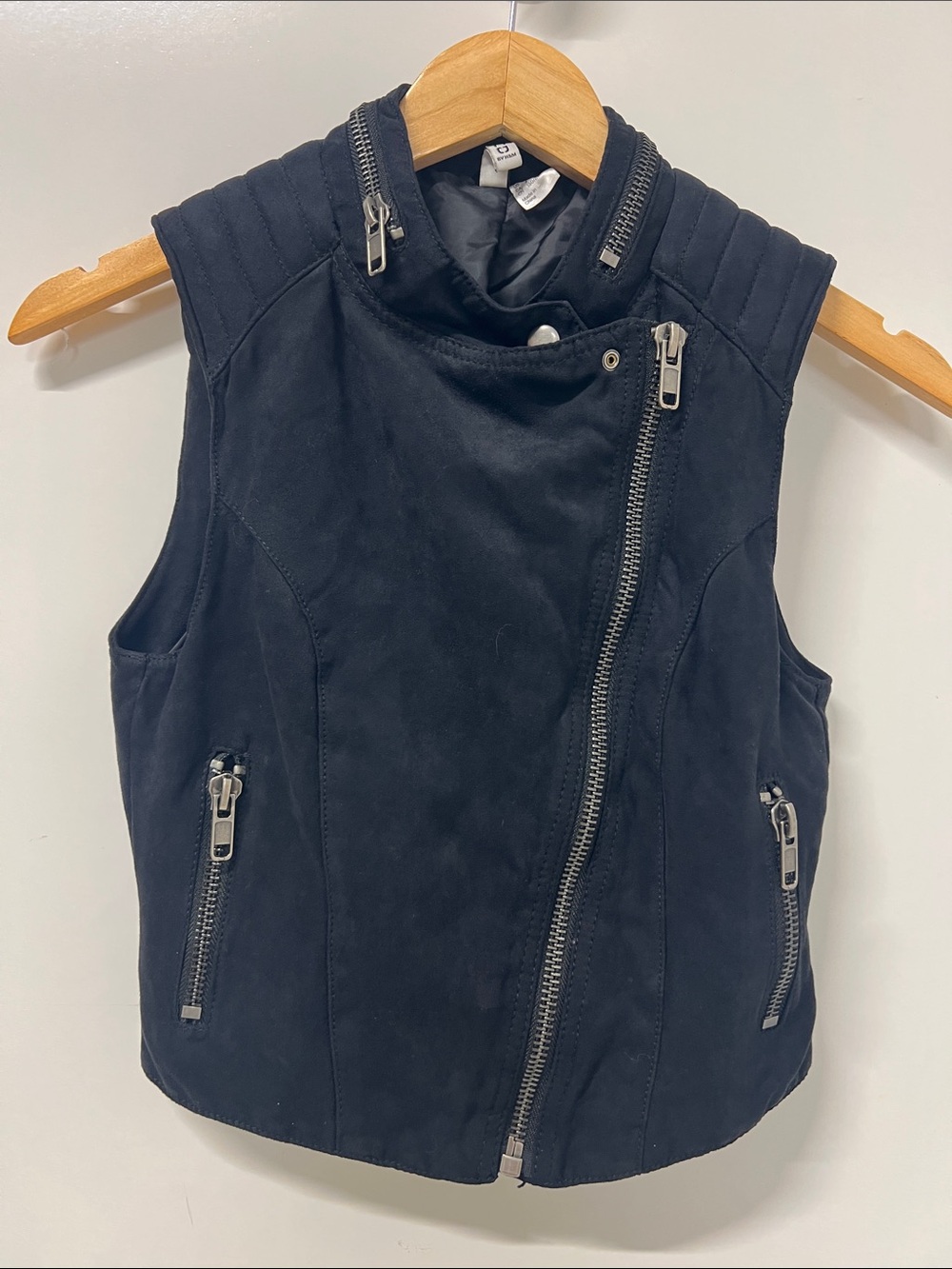 Divided by H&M Black Asymmetrical Moto Vest,Sz 4, Black, Pockets, Suede Look
